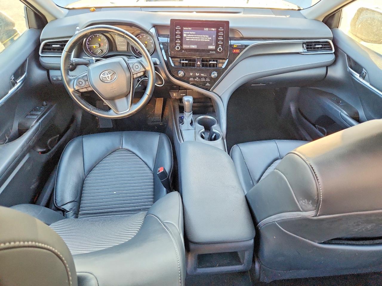 2021 TOYOTA CAMRY SE photo 8