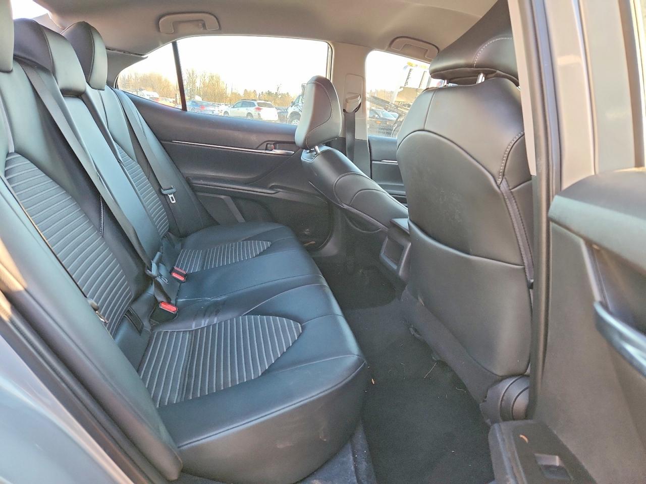 2021 TOYOTA CAMRY SE photo 10