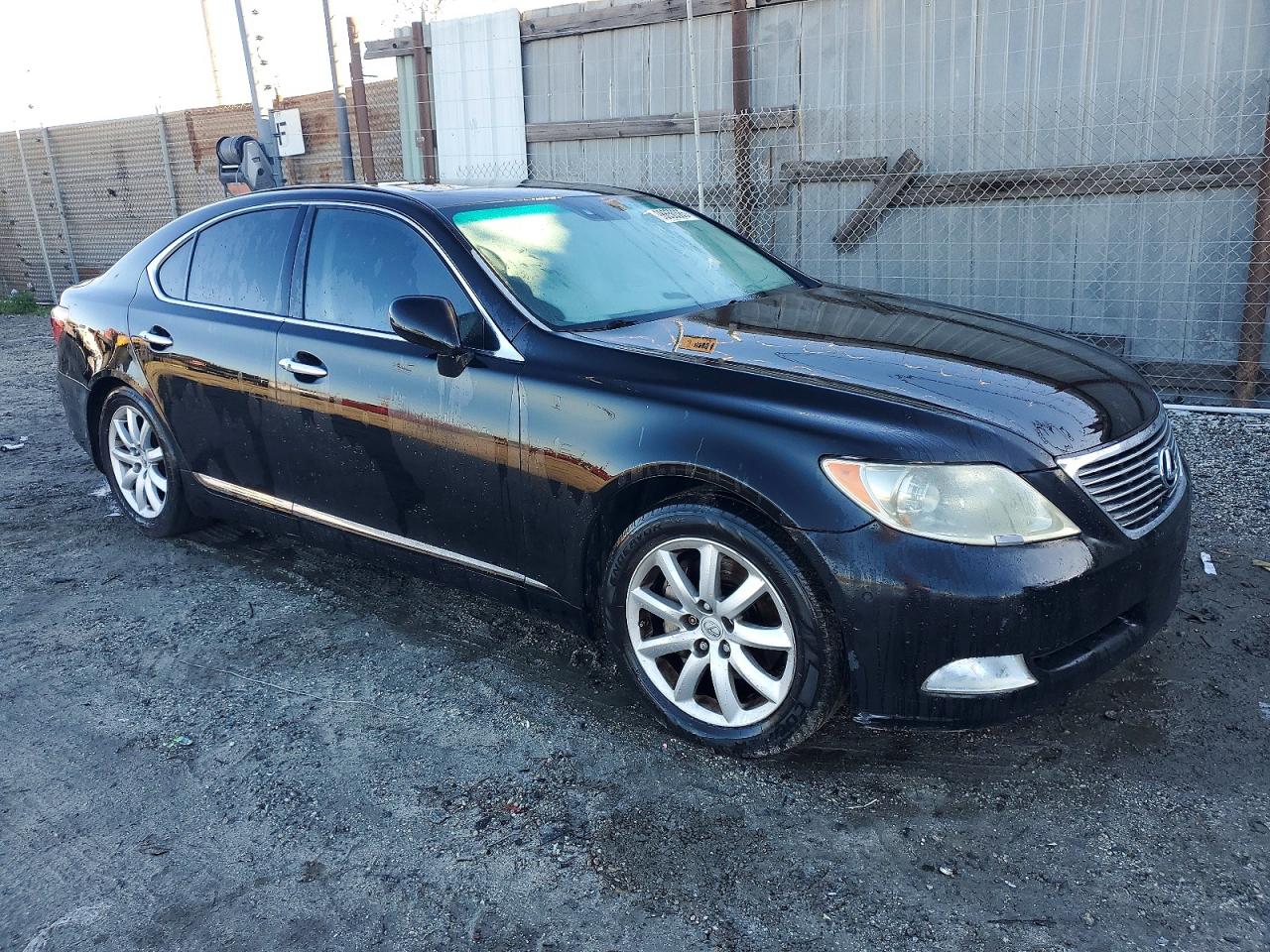 2008 LEXUS LS 460 photo 4