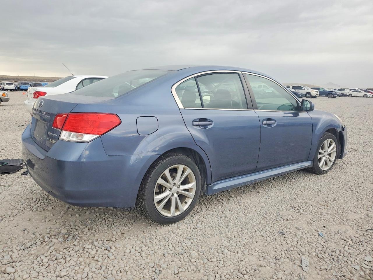 2013 SUBARU LEGACY 2.5I PREMIUM photo 3