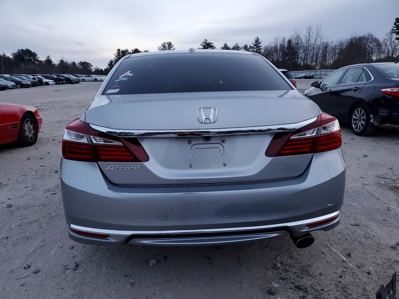 2016 HONDA ACCORD EX photo 6