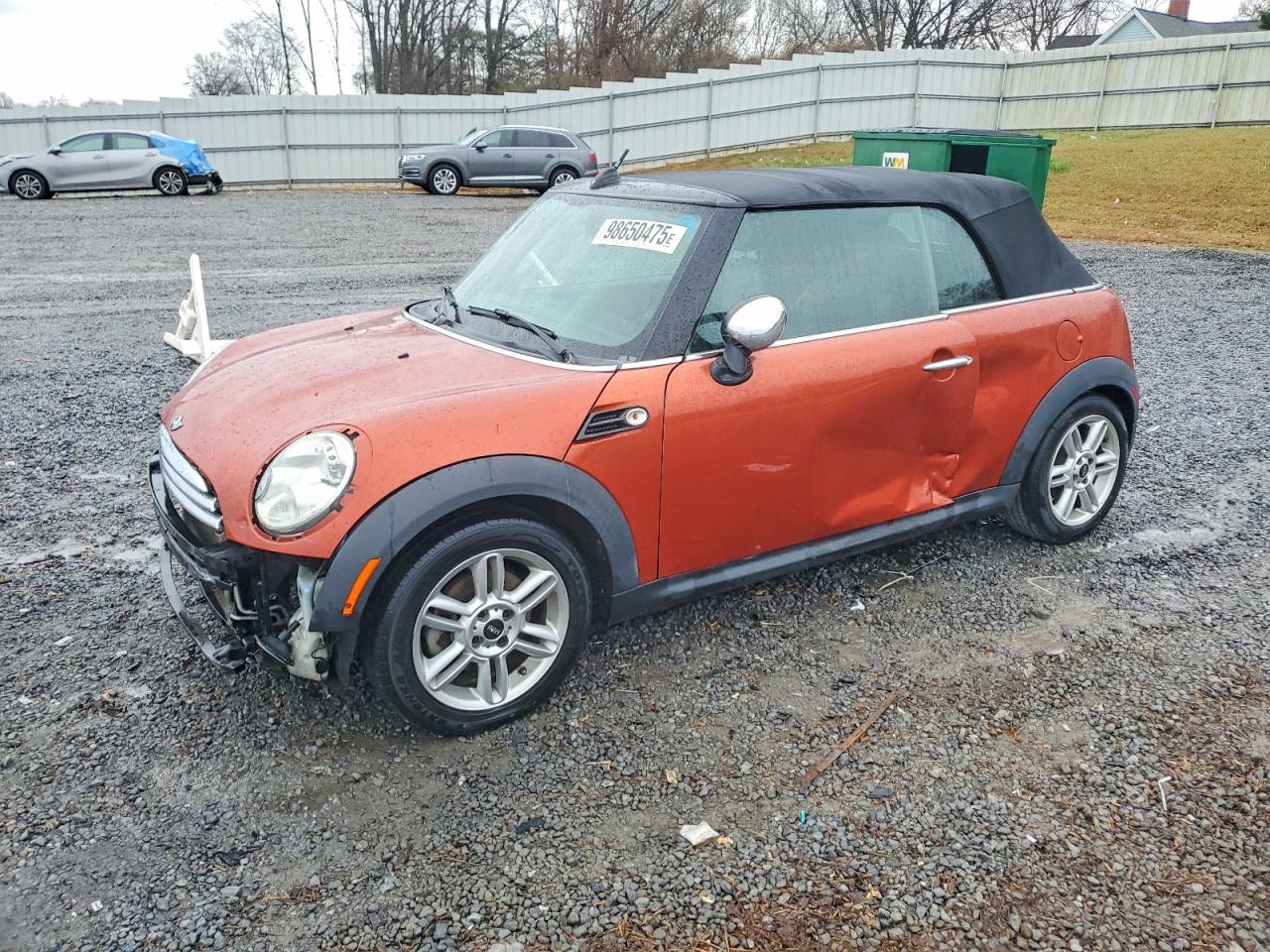 2014 MINI COOPER