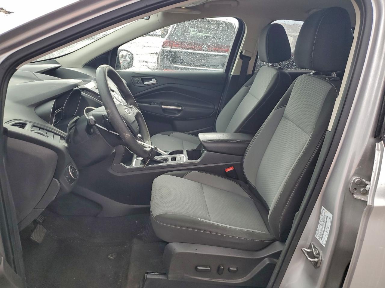 2017 FORD ESCAPE SE photo 7