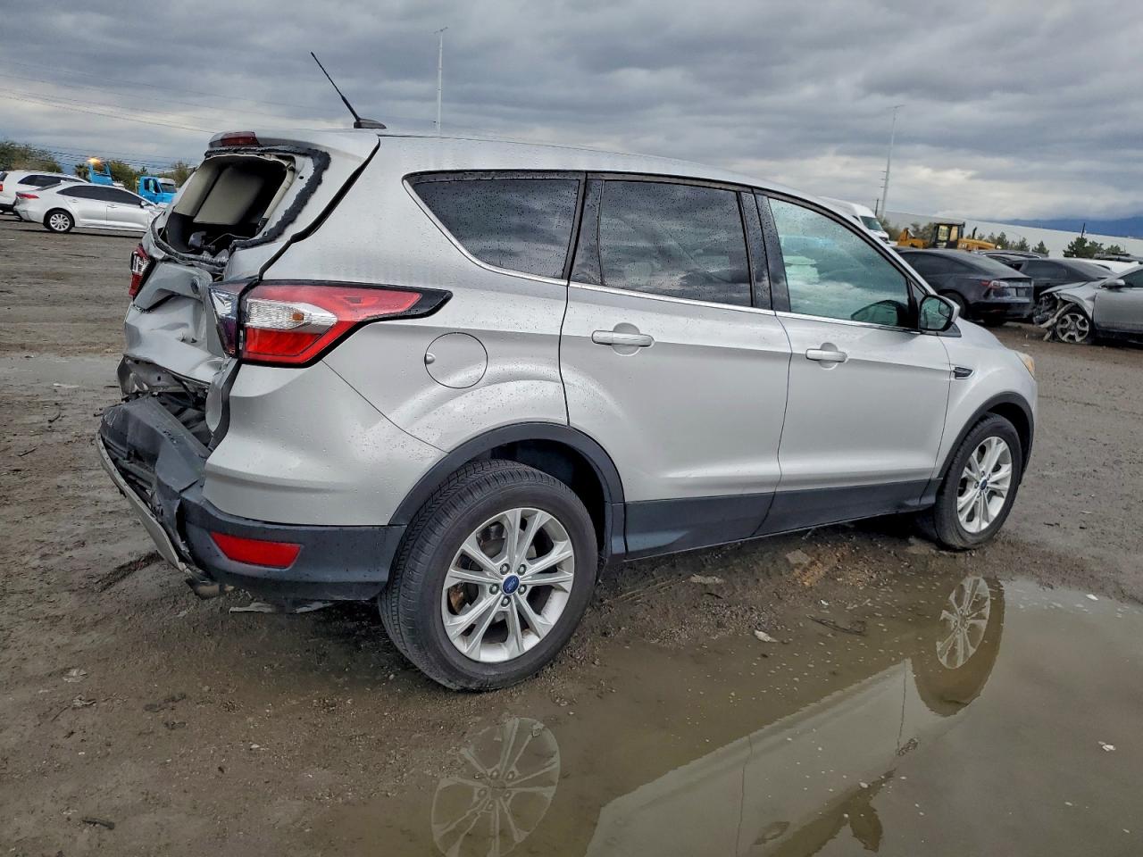 2017 FORD ESCAPE SE photo 3