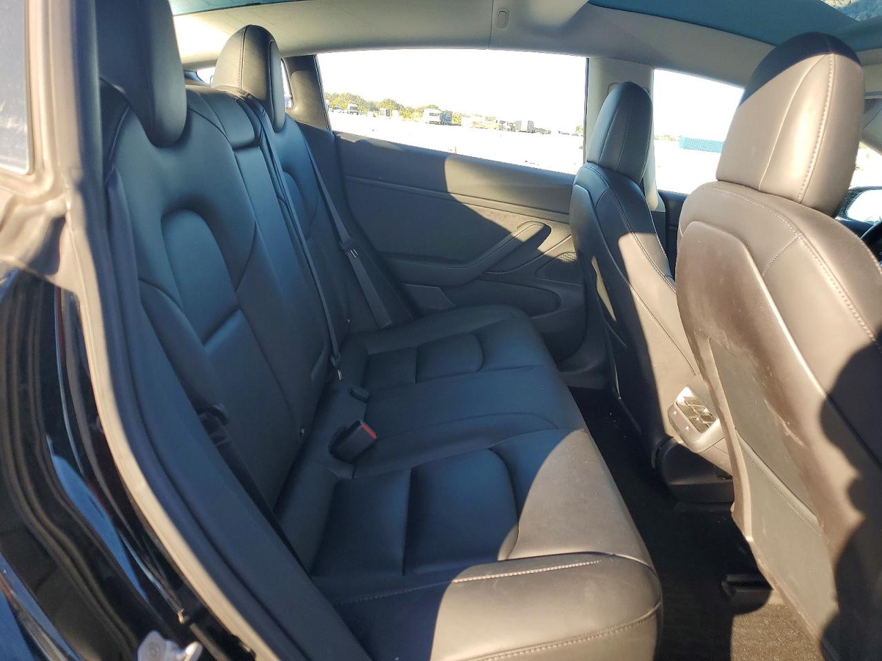 2018 TESLA MODEL 3 photo 11