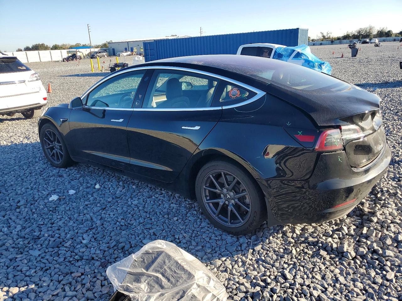 2018 TESLA MODEL 3 photo 2