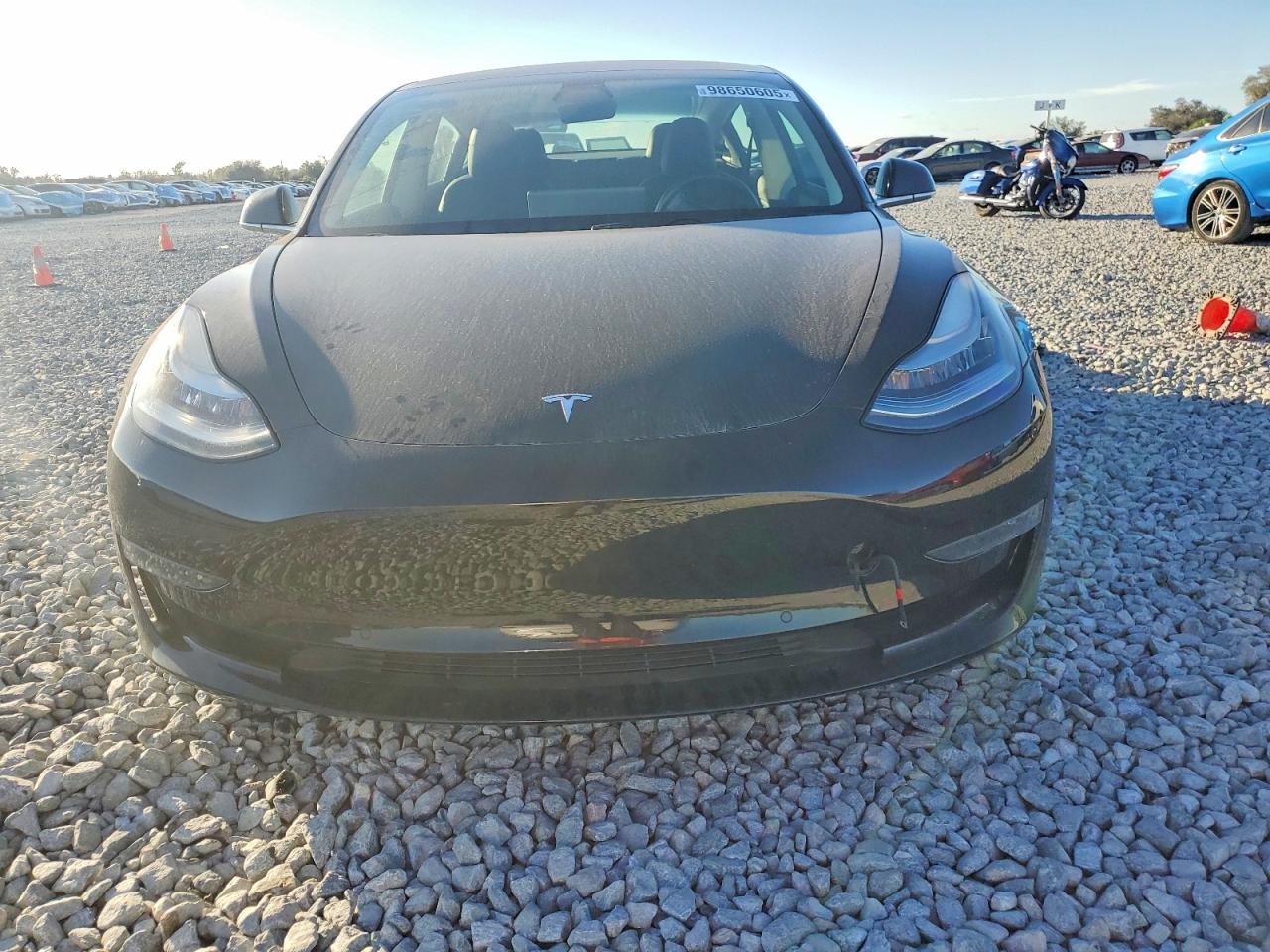 2018 TESLA MODEL 3 photo 5