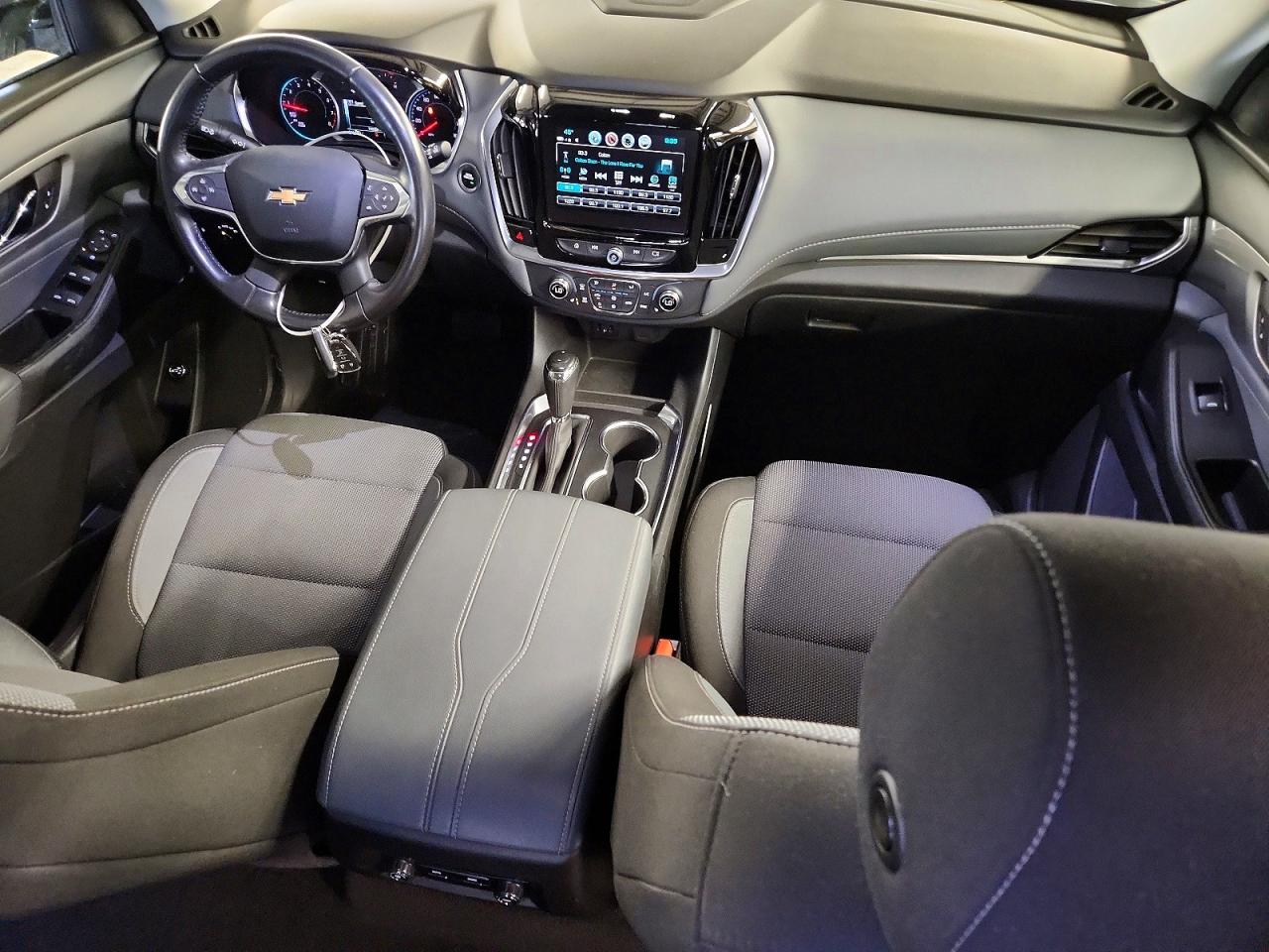 2019 CHEVROLET TRAVERSE LT photo 8