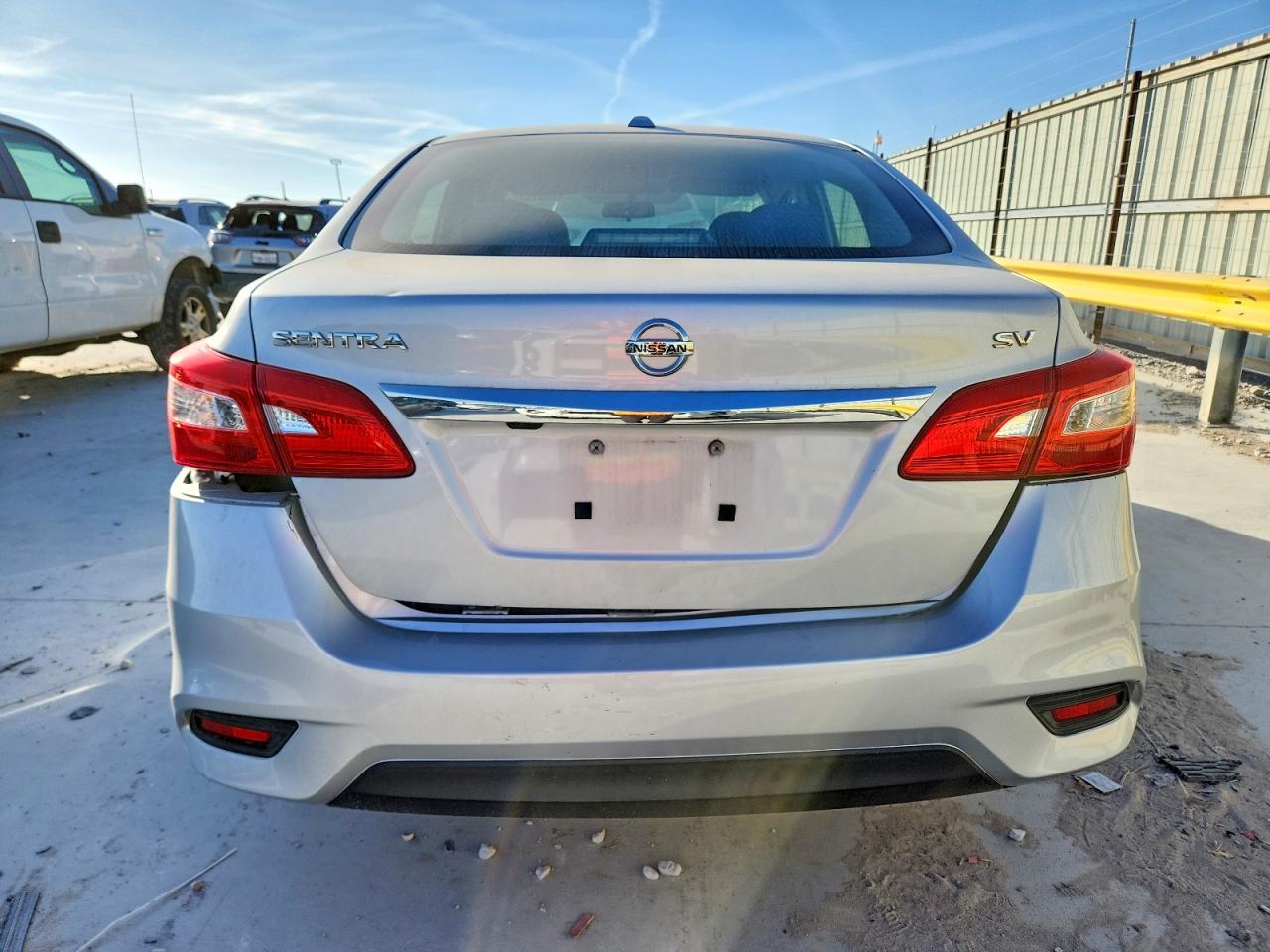 2019 NISSAN SENTRA S photo 6