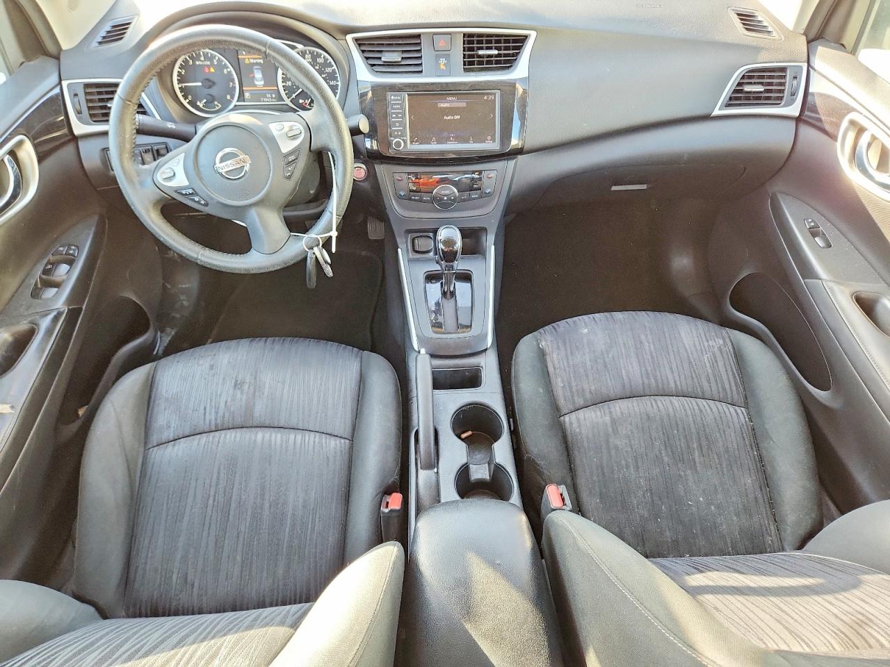 2019 NISSAN SENTRA S photo 8