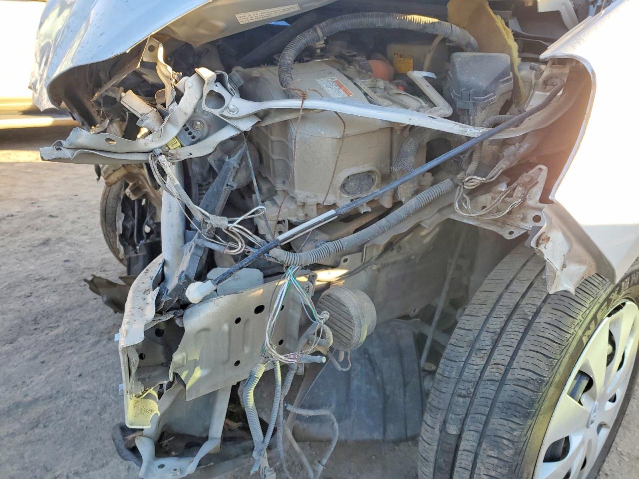2013 TOYOTA PRIUS C photo 11