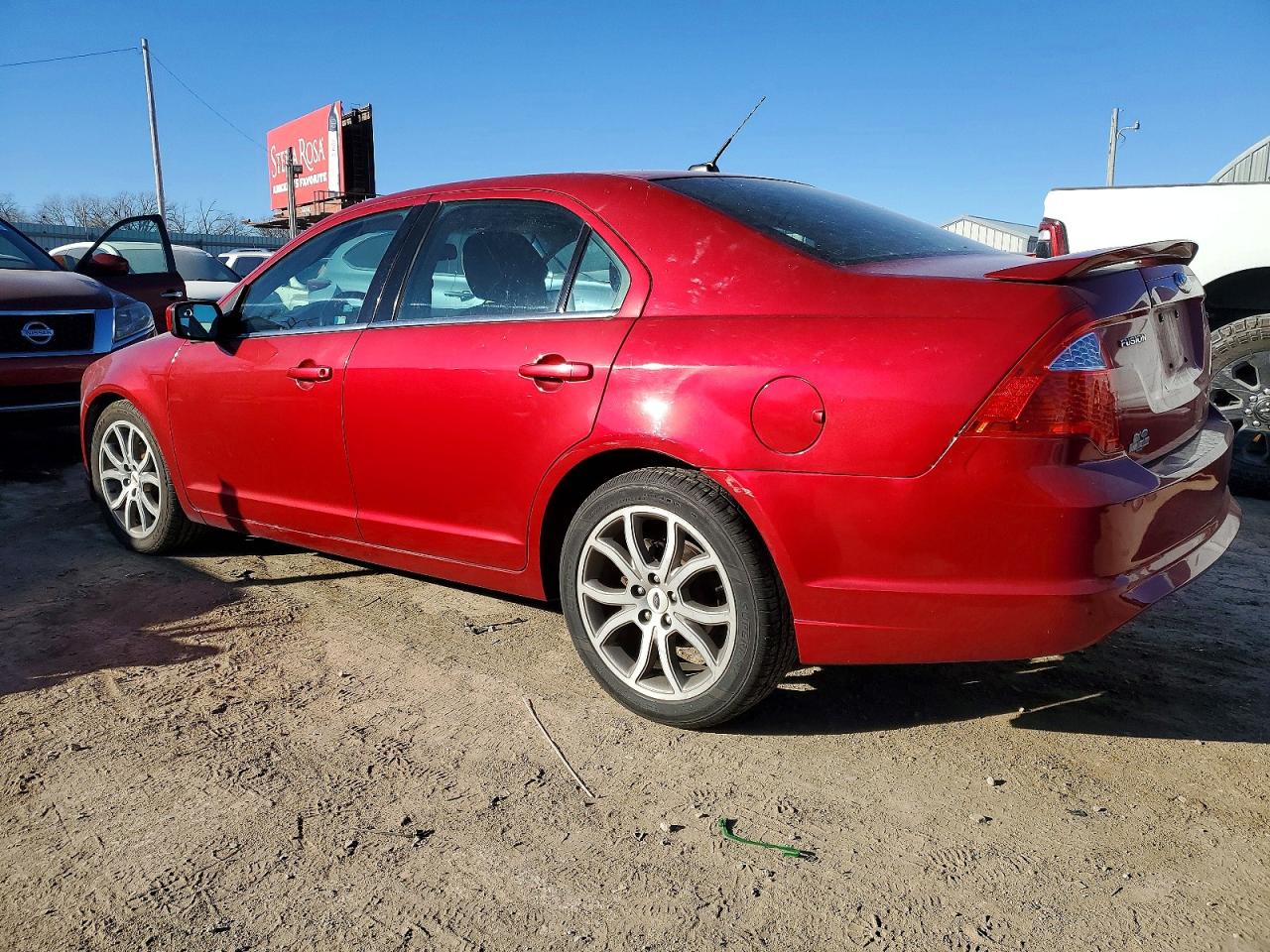 2012 FORD FUSION SE photo 2