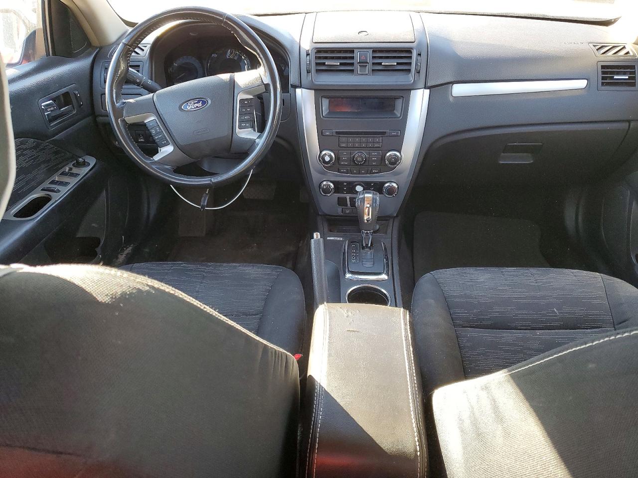 2012 FORD FUSION SE photo 8