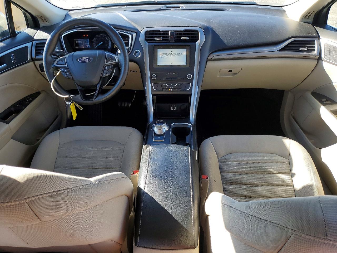 2019 FORD FUSION SE photo 8