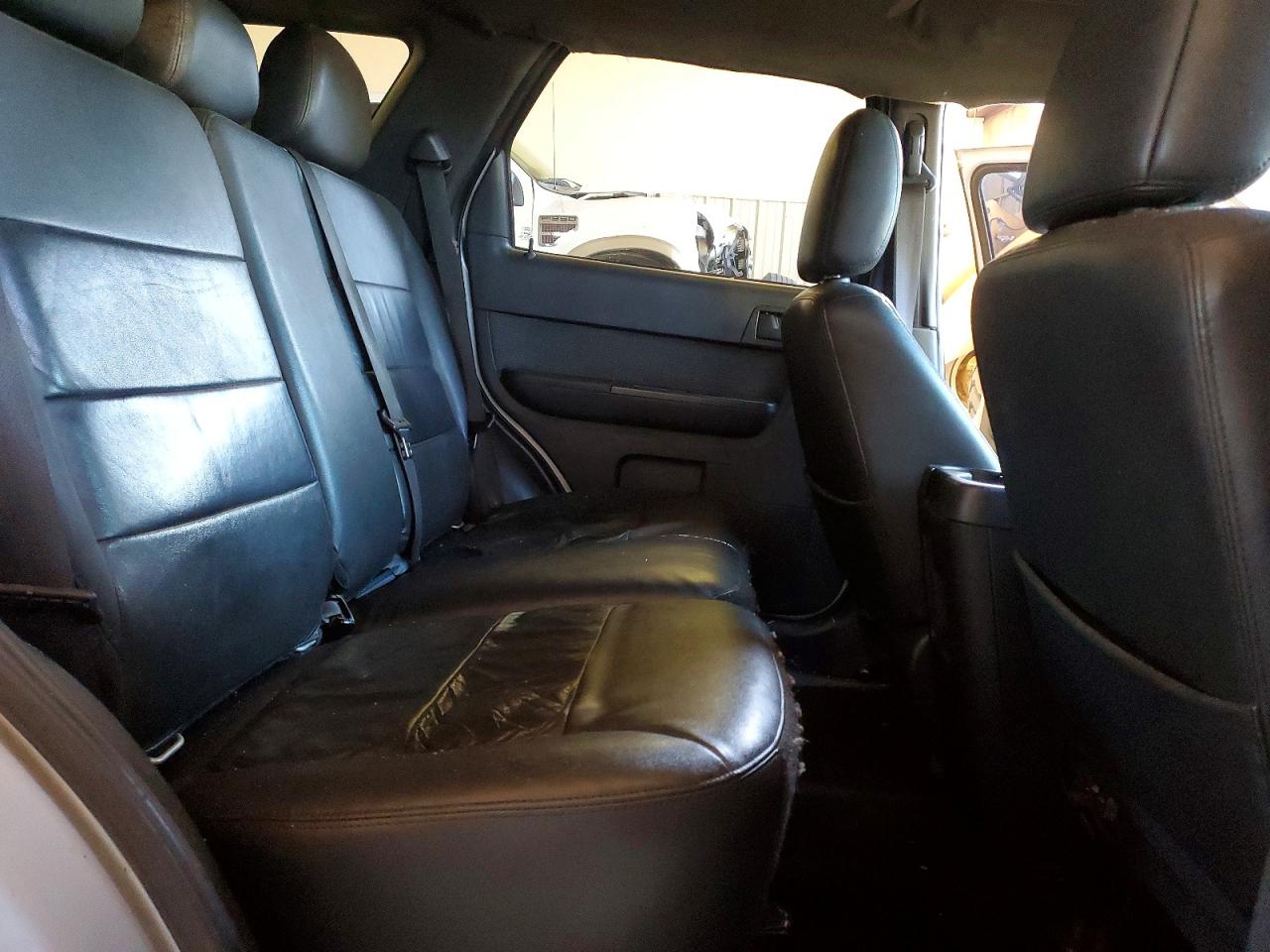 2012 FORD ESCAPE XLT photo 10
