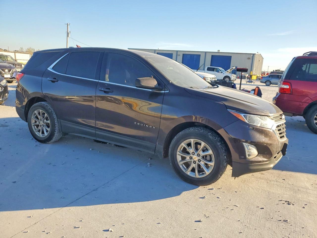 2020 CHEVROLET EQUINOX LT photo 4