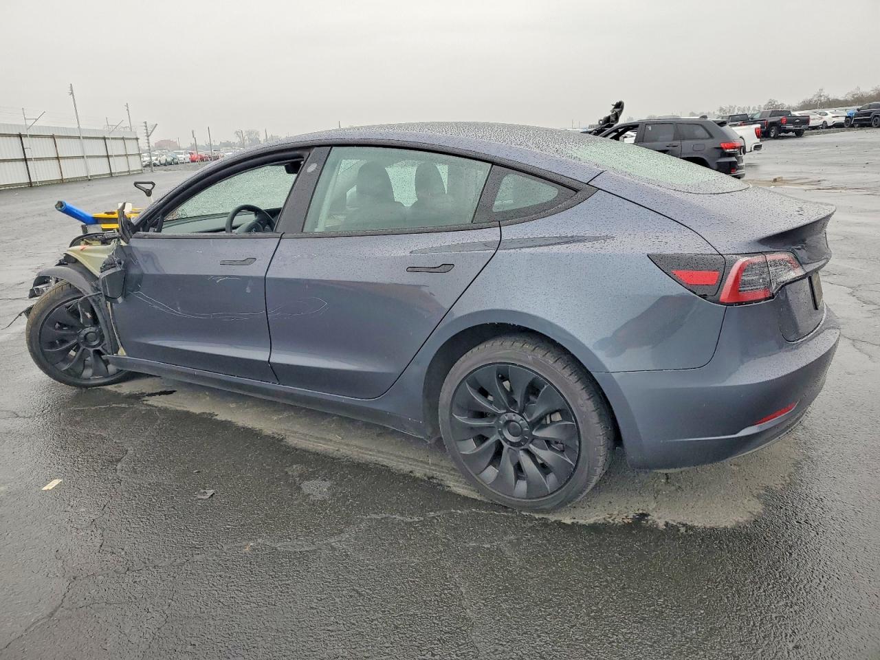 2023 TESLA MODEL 3 photo 2