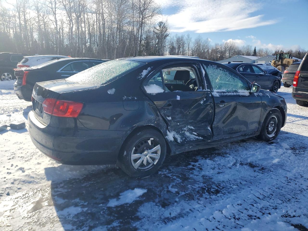 2013 VOLKSWAGEN JETTA BASE photo 3