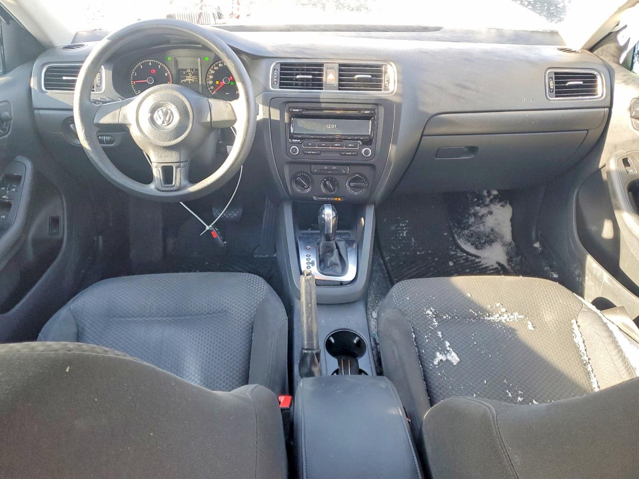 2013 VOLKSWAGEN JETTA BASE photo 8