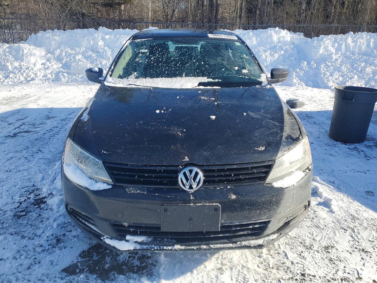 2013 VOLKSWAGEN JETTA BASE photo 5