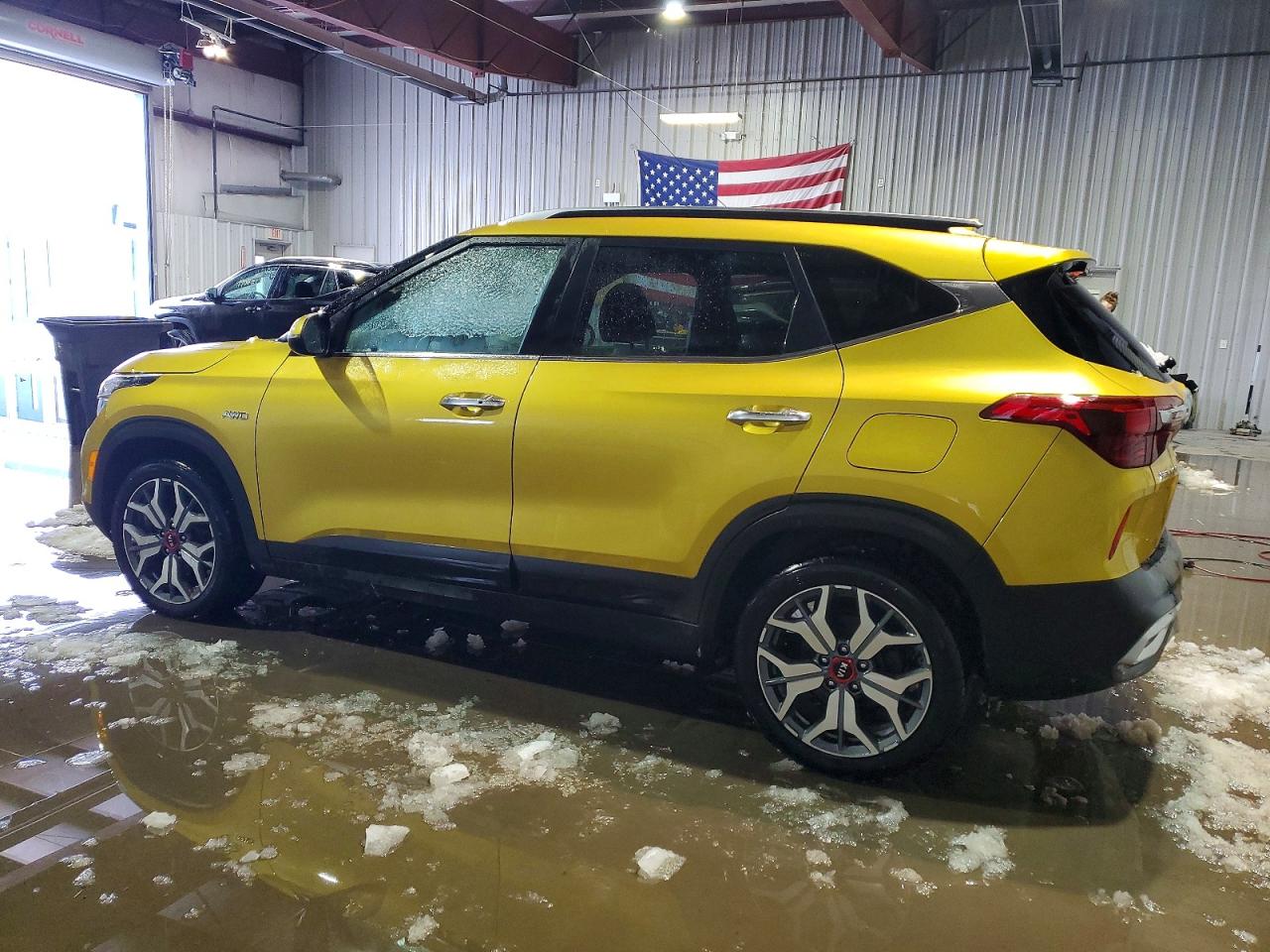 2021 KIA SELTOS SX photo 2