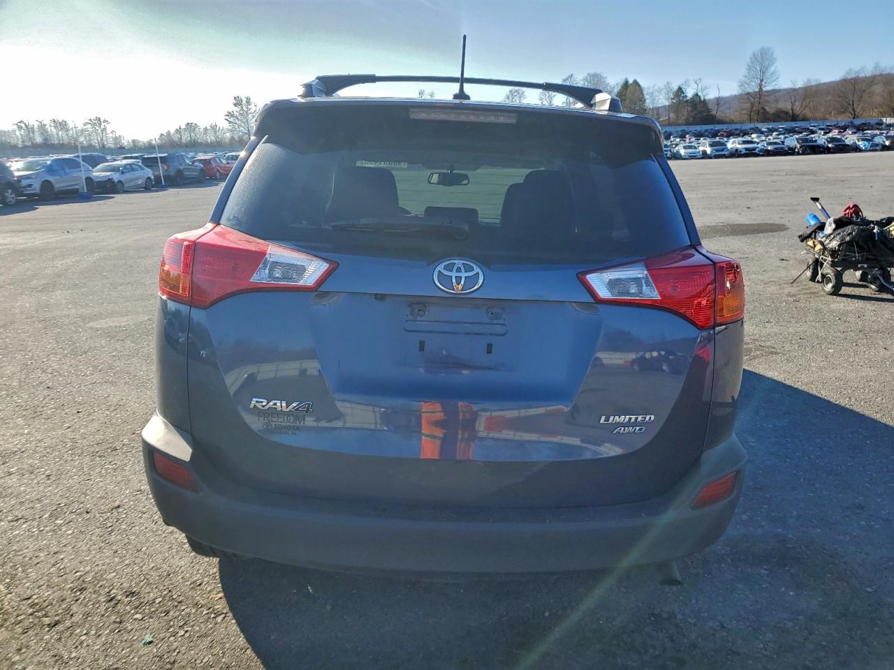 2013 TOYOTA RAV4 LIMITED photo 6