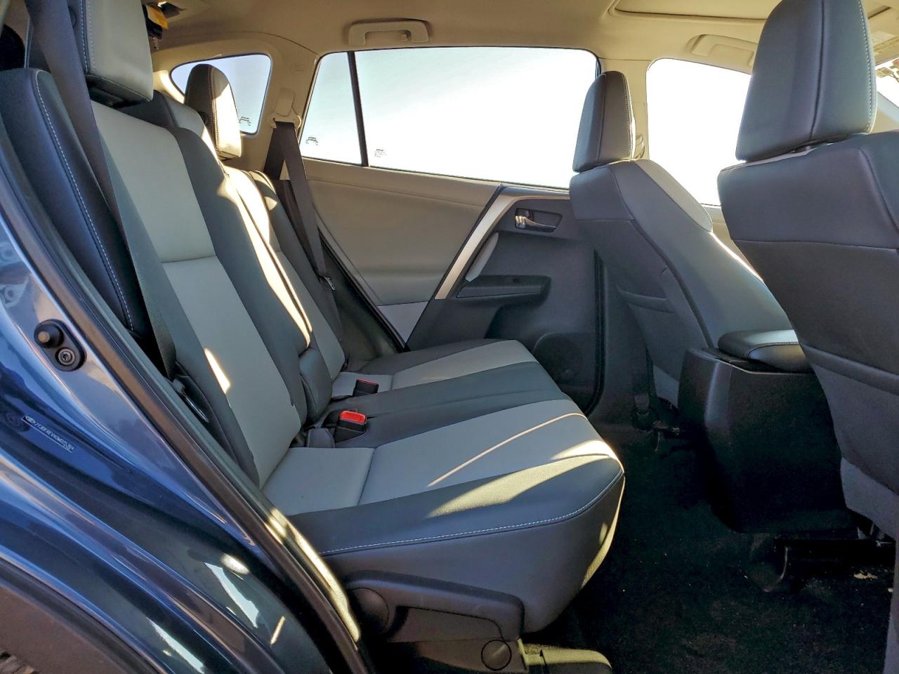 2013 TOYOTA RAV4 LIMITED photo 11
