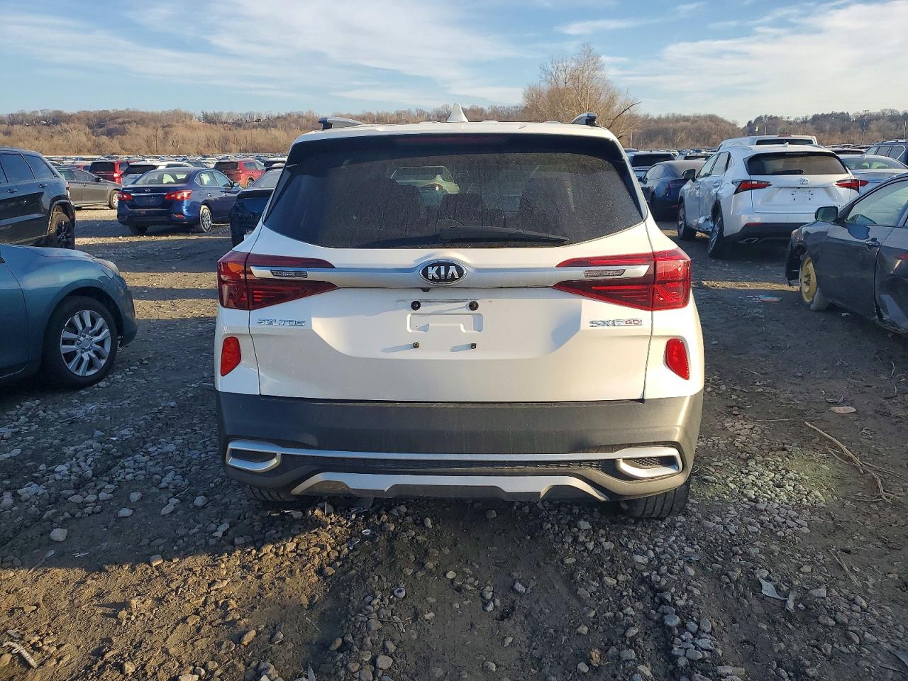 2021 KIA SELTOS SX photo 6