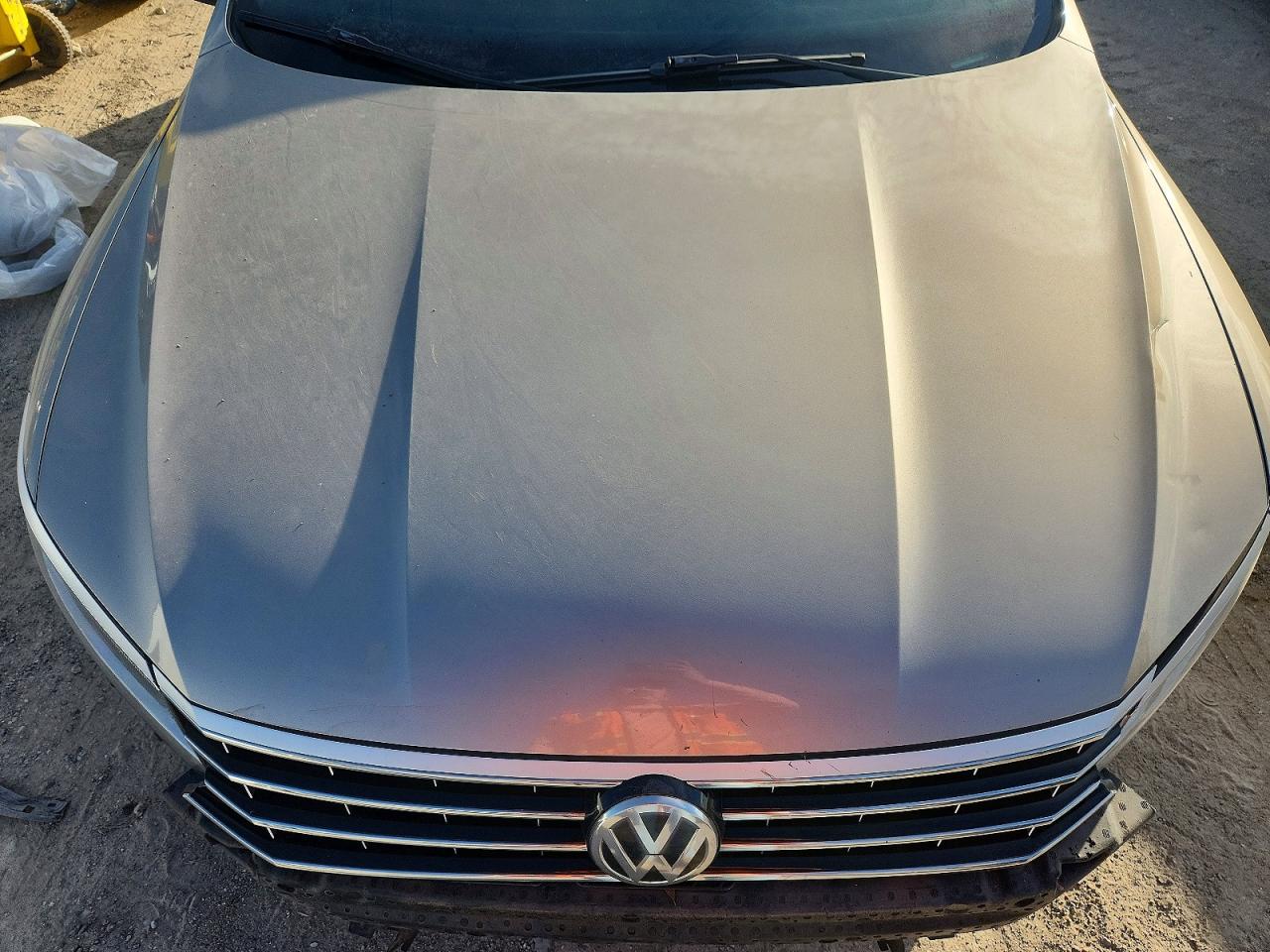 2017 VOLKSWAGEN PASSAT SEL PREMIUM photo 11