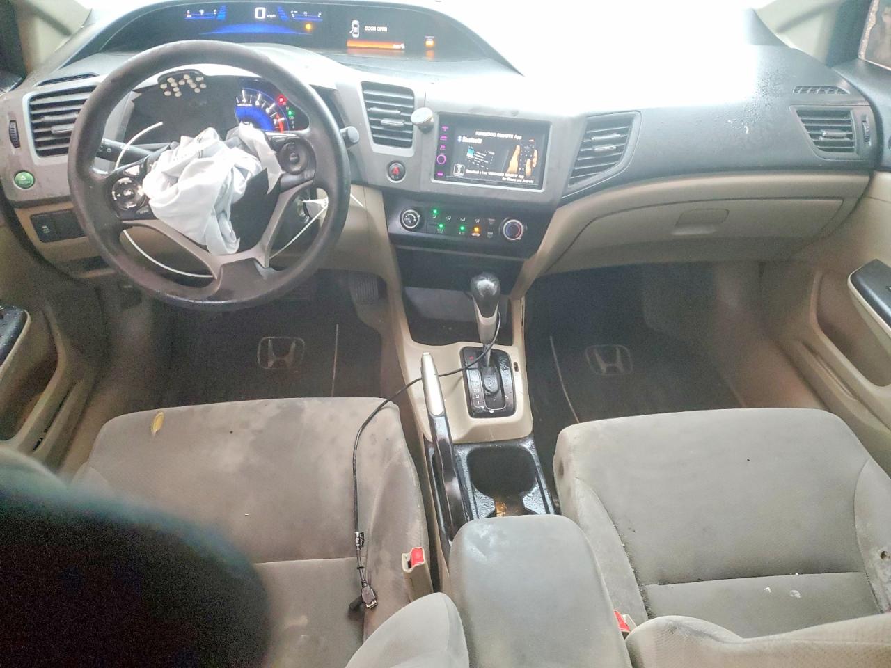 2012 HONDA CIVIC LX photo 8