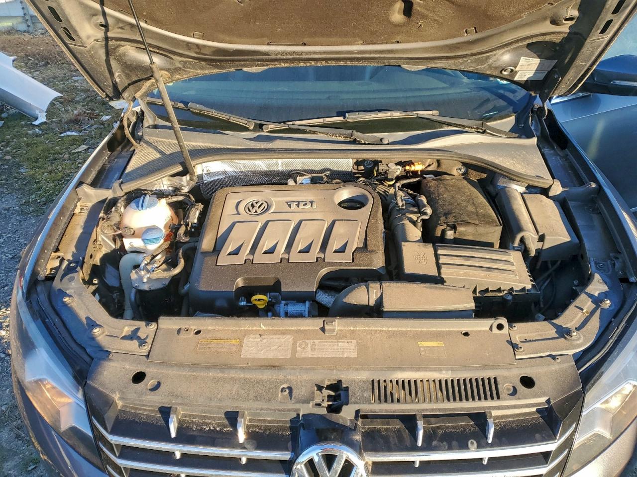 2014 VOLKSWAGEN PASSAT SEL photo 11