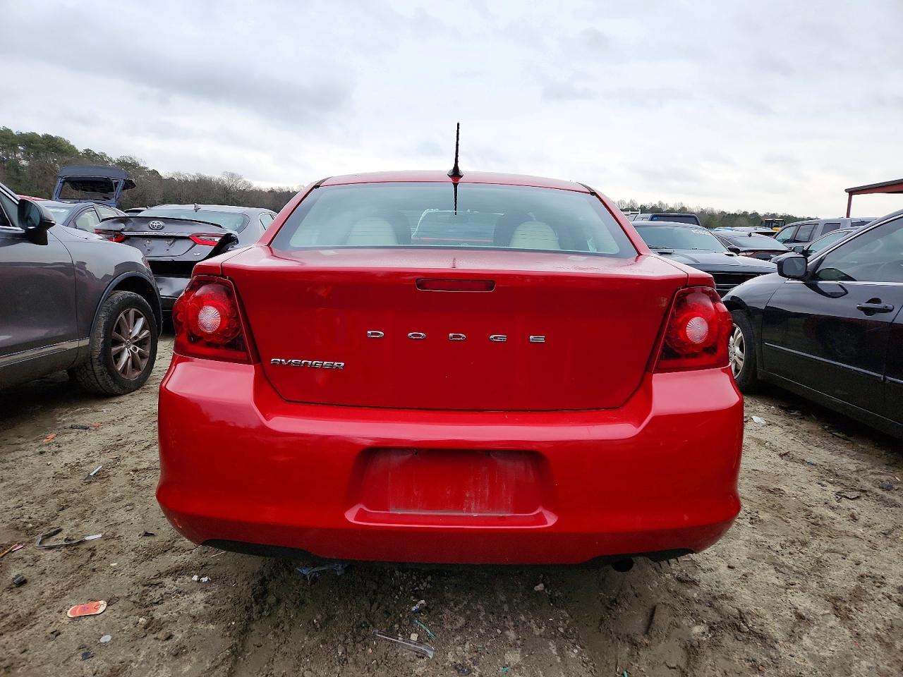 2014 DODGE AVENGER SE photo 6
