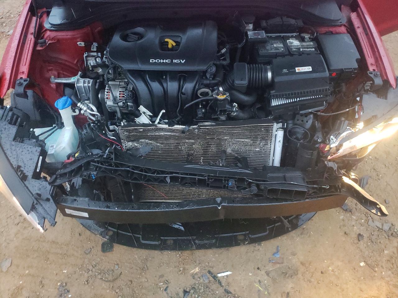 2018 HYUNDAI ELANTRA SEL photo 11