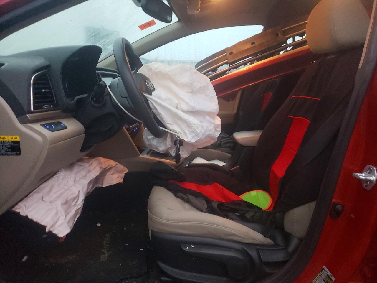 2018 HYUNDAI ELANTRA SEL photo 7