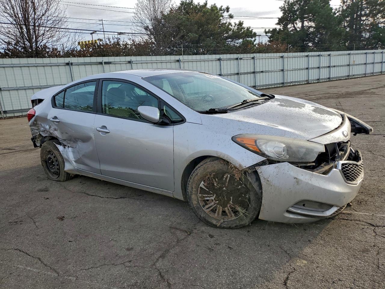 2015 KIA FORTE LX photo 4