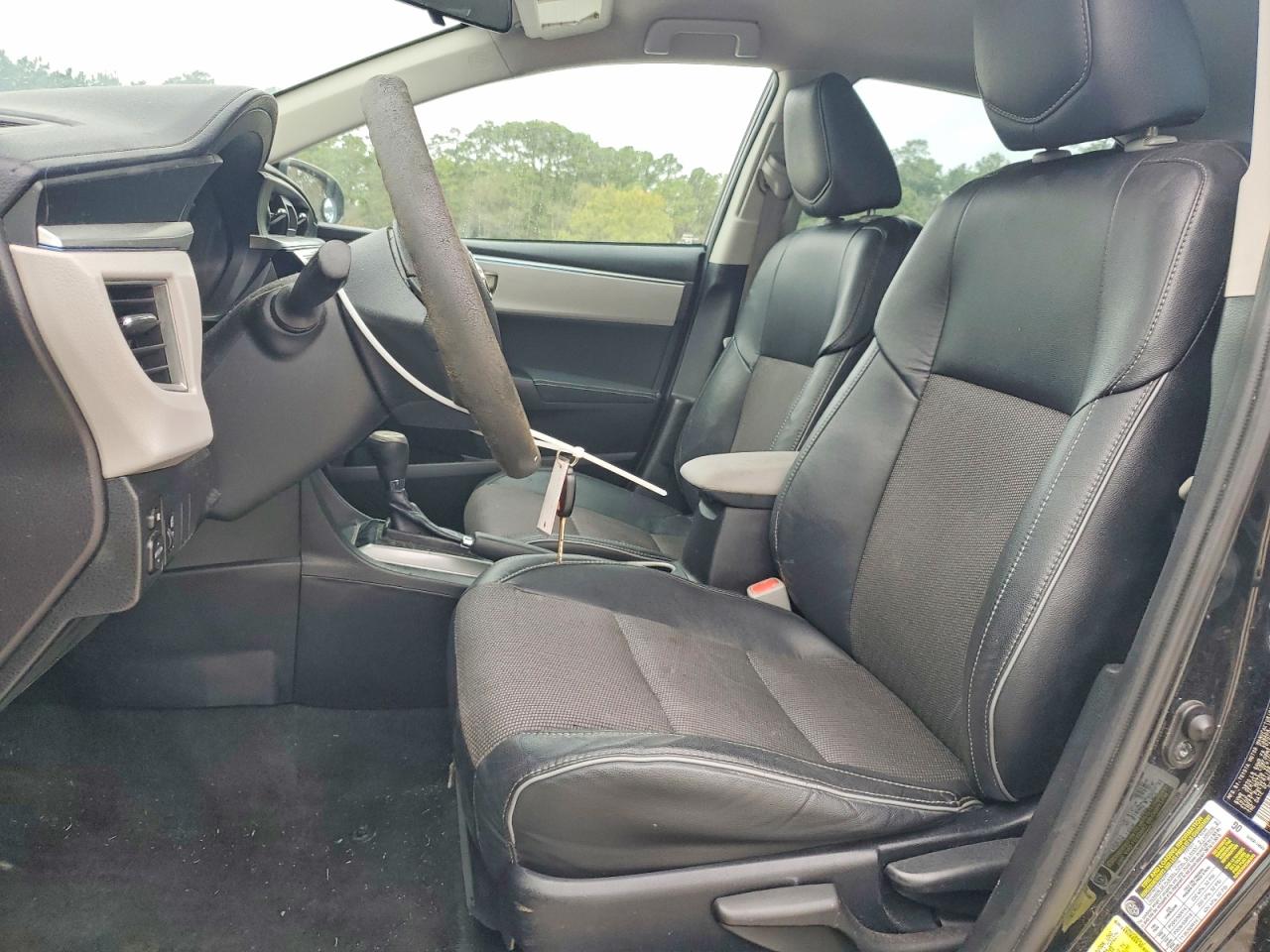 2014 TOYOTA COROLLA L photo 7