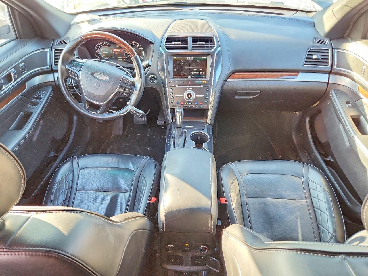 2016 FORD EXPLORER PLATINUM photo 8