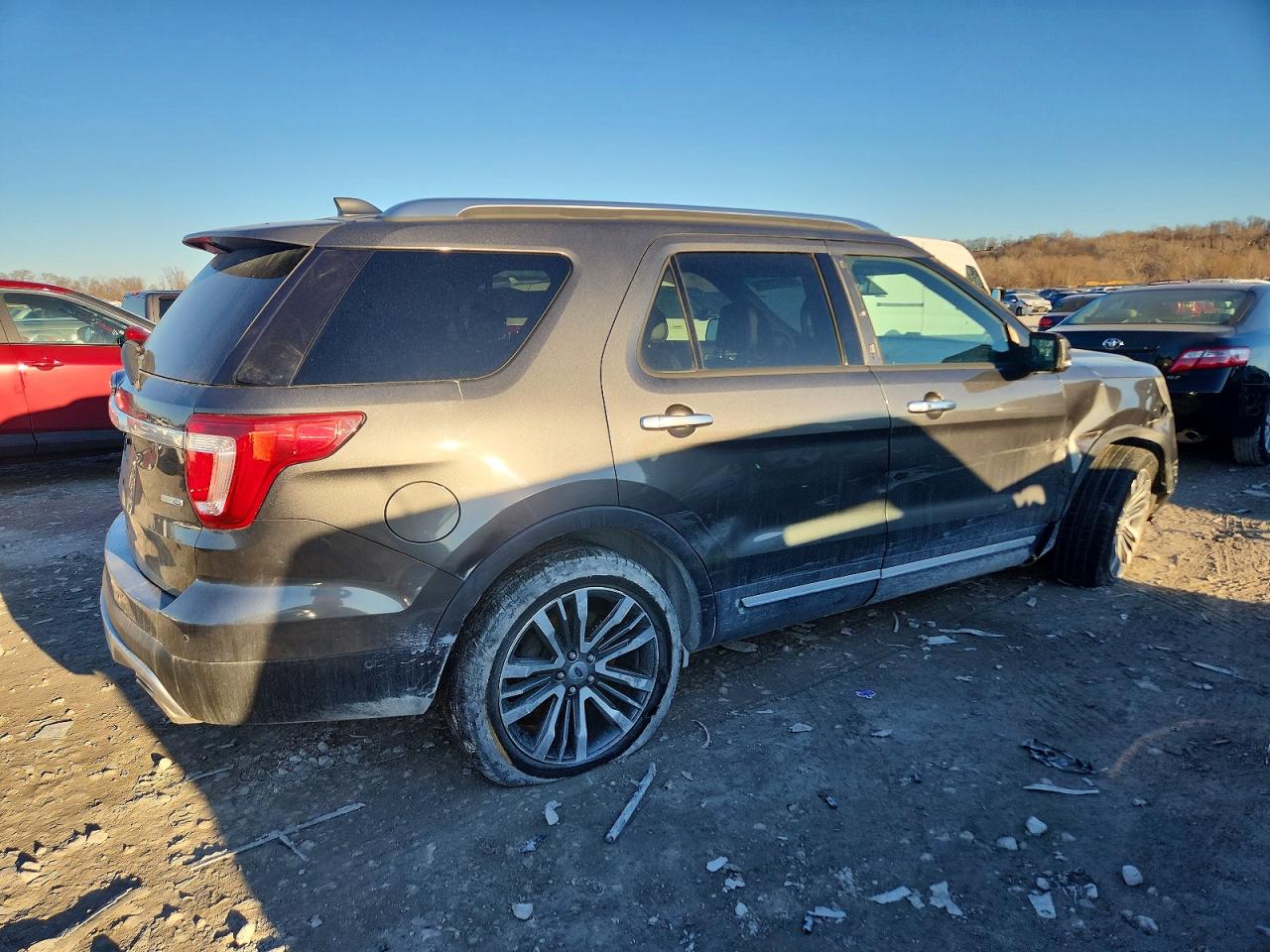 2016 FORD EXPLORER PLATINUM photo 3