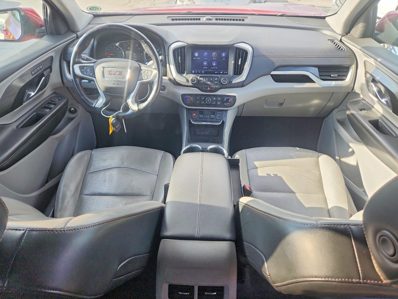 2018 GMC TERRAIN SLT photo 8
