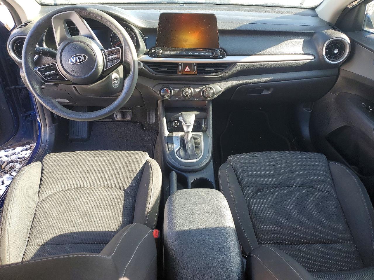 2021 KIA FORTE FE photo 8