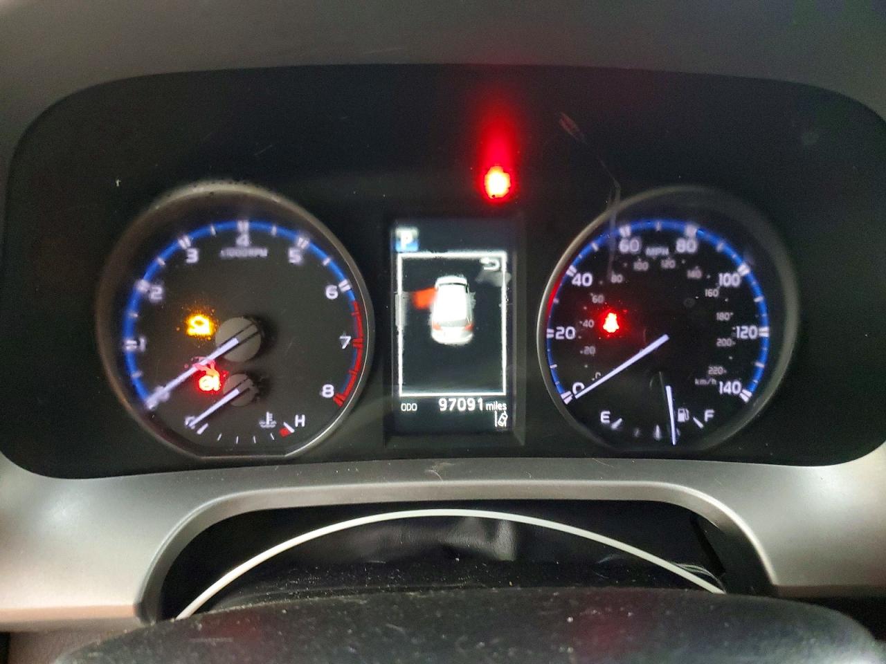 2018 TOYOTA RAV4 LE photo 9