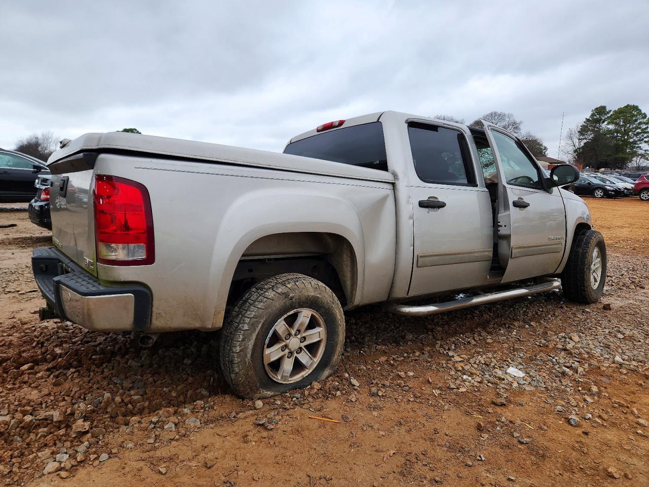 2007 GMC NEW SIERRA C1500 photo 3