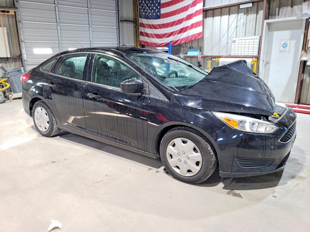 2018 FORD FOCUS S photo 4