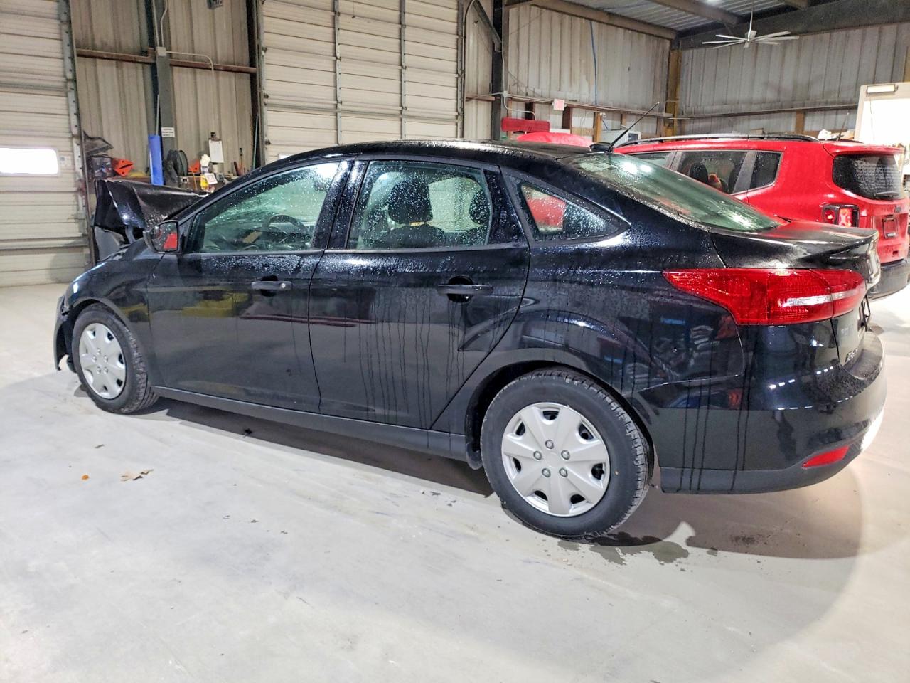 2018 FORD FOCUS S photo 2