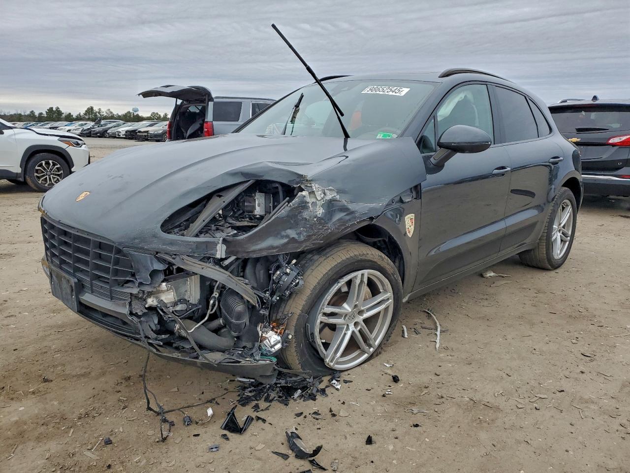 2018 PORSCHE MACAN