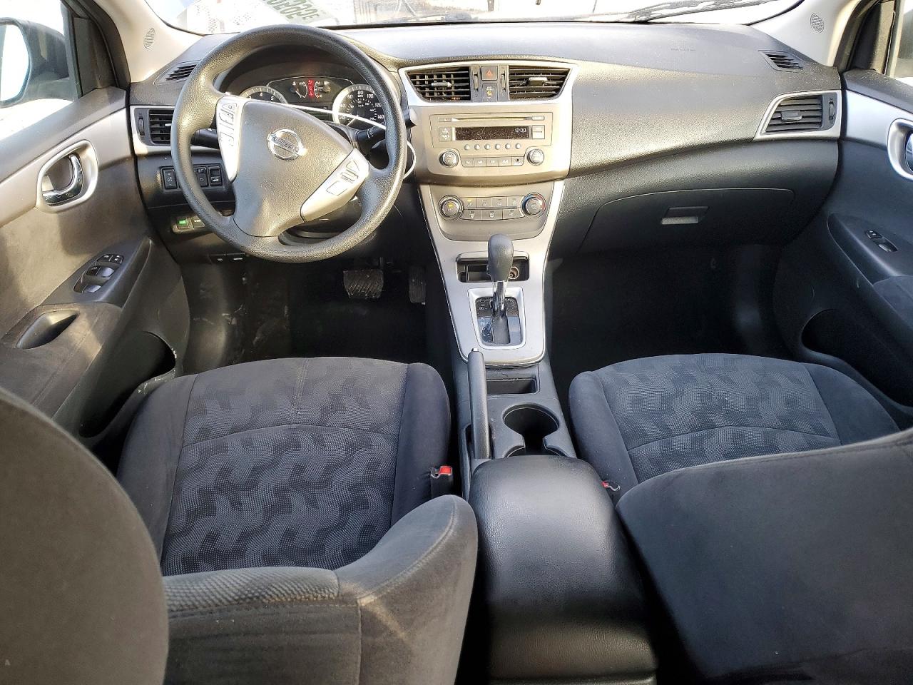 2013 NISSAN SENTRA S photo 8