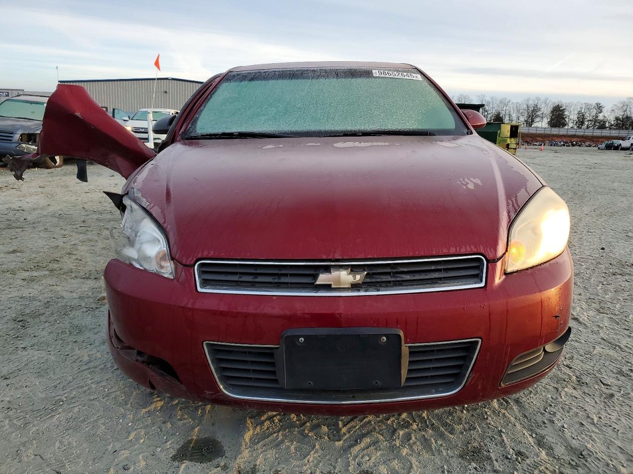 2011 CHEVROLET IMPALA LT photo 5