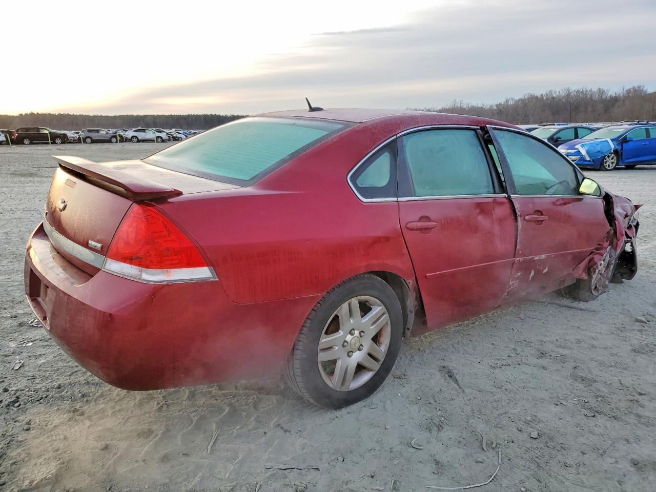 2011 CHEVROLET IMPALA LT photo 3
