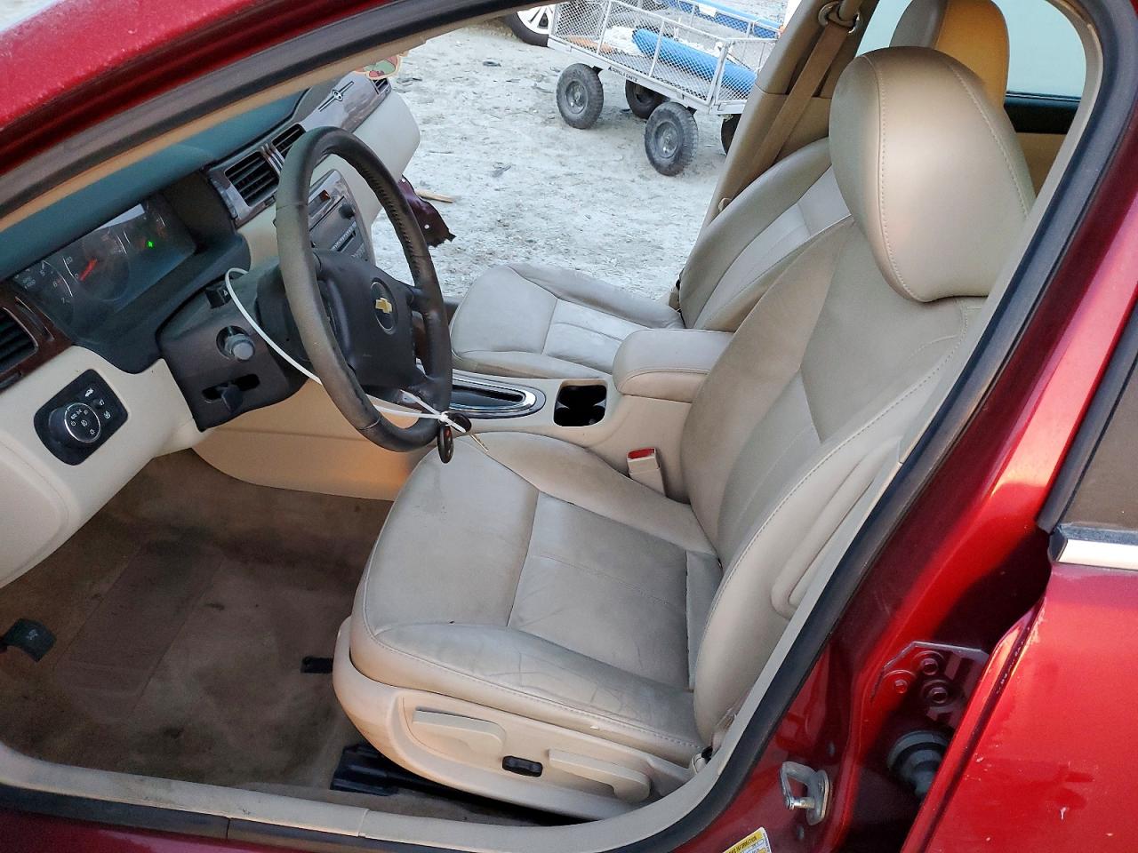 2011 CHEVROLET IMPALA LT photo 7