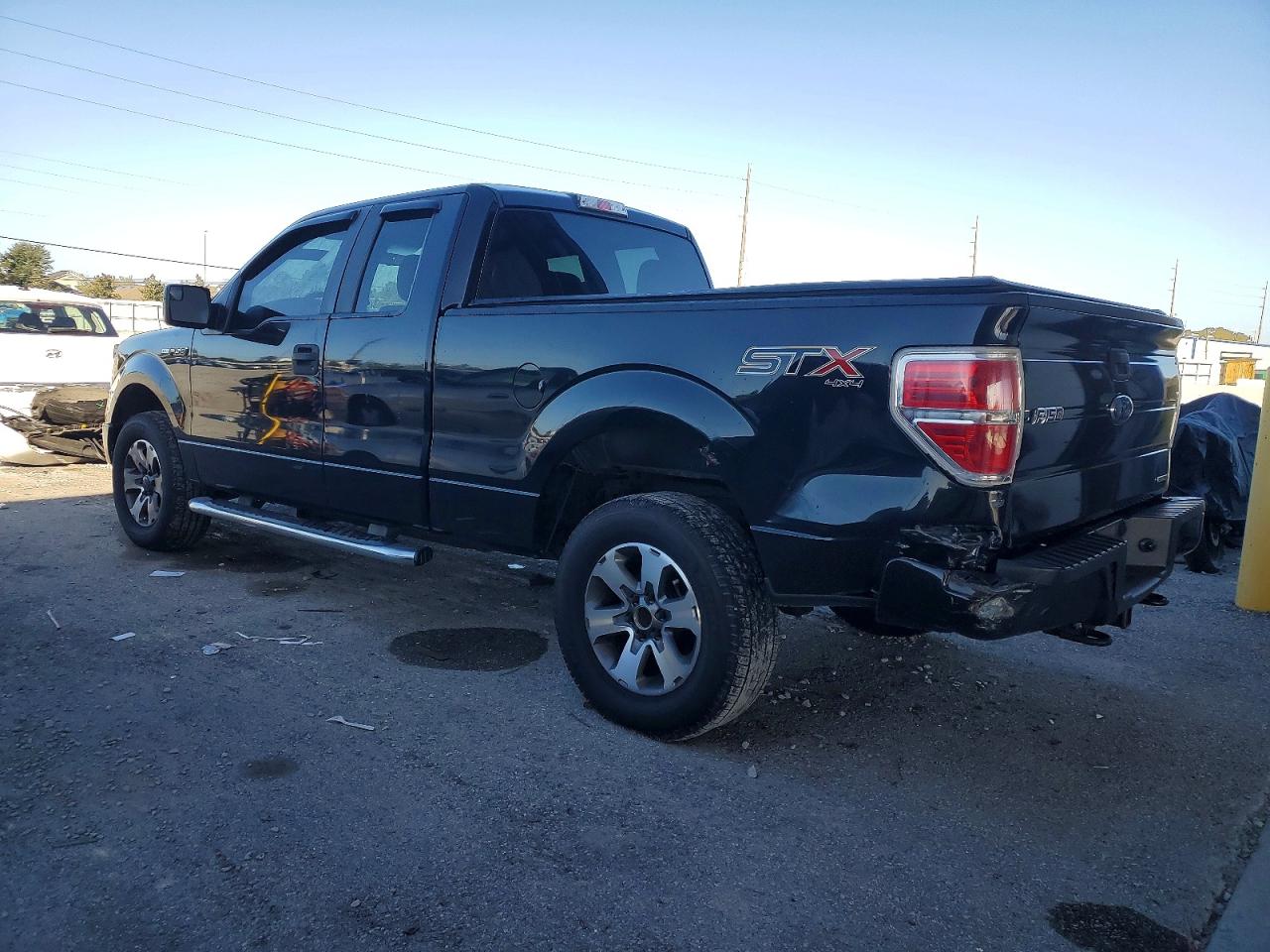 2014 FORD F150 SUPER CAB photo 2